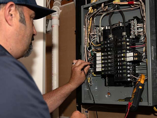 Electrical Panel & Circuit Breaker Specialists In Alton